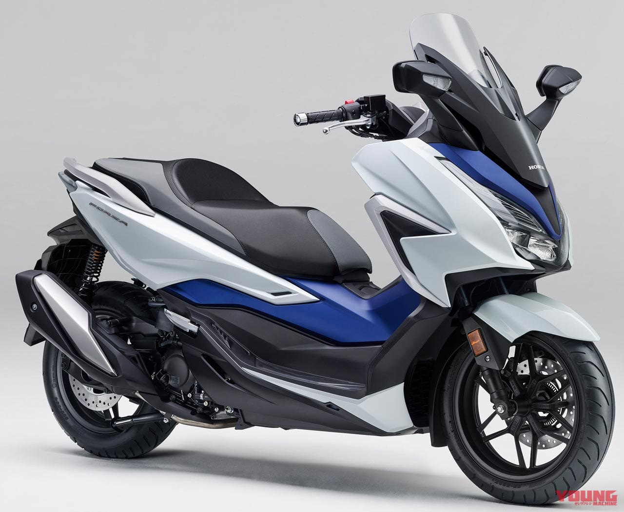 ‘21 ホンダ フォルツァ|パールホライゾンホワイト|ホンダ フォルツァ写真解説【スポーティーデザインの250ccフルサイズスクーター】
