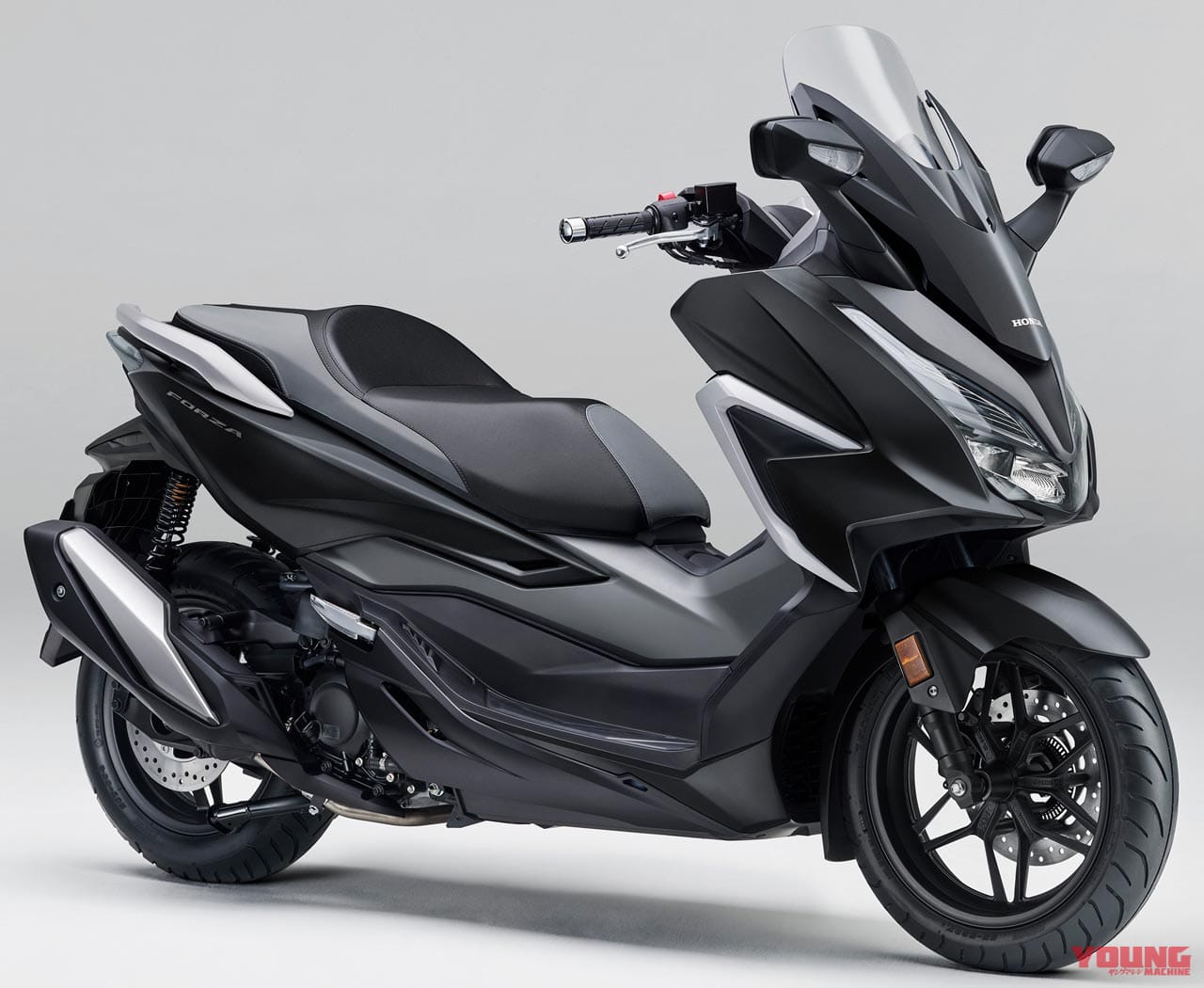 |ホンダ フォルツァ写真解説【スポーティーデザインの250ccフルサイズスクーター】