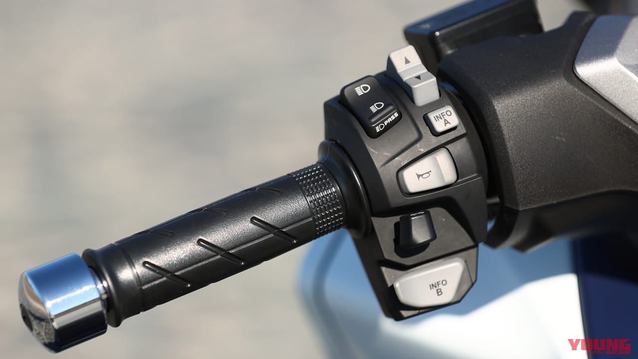 |ホンダ フォルツァ写真解説【スポーティーデザインの250ccフルサイズスクーター】