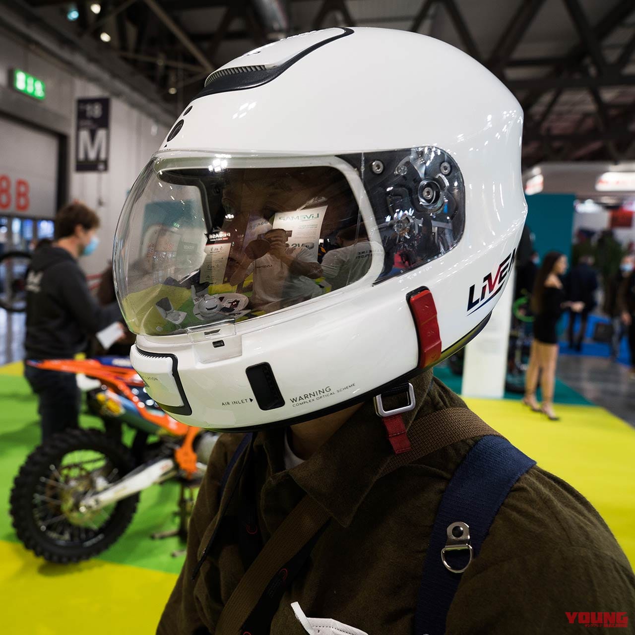 ライブマップ ヘッドアップディスプレイヘルメット|EICMA2021現地レポート注目小ネタ×12選〈ミラノ国際モーターサイクルショー〉
