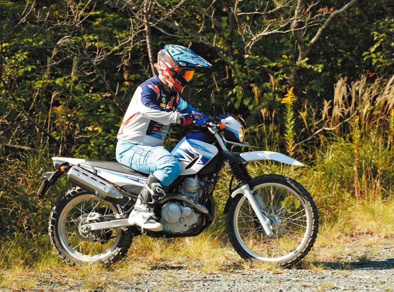 ヤマハ セロー250|林道走行|ライテク|スタンディング|林道ビギナー向けラインディングテクニック〈内山裕太郎のチビテク講座|中編〉