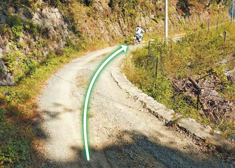 林道ツーリング|コーナリング|ヤマハ セロー250|林道ビギナー向けラインディングテクニック〈内山裕太郎のチビテク講座|後編〉