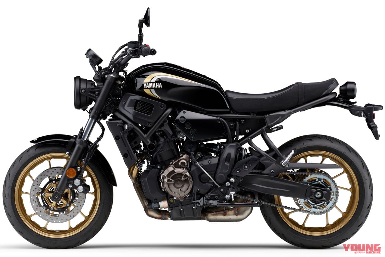 |ヤマハ「XSR700」2023年モデル発売! RZ250/350カラーを継承し価格改定