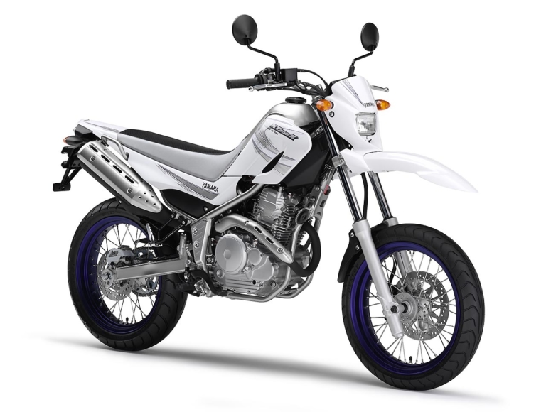 Yamaha XT250X|最高のユーティリティープレイヤー!? スーパーモタードモデル×厳選5台【愛と青春のオフロードバイクを振り返る】