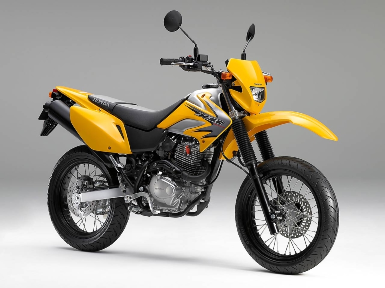 Honda XR230Motard|最高のユーティリティープレイヤー!? スーパーモタードモデル×厳選5台【愛と青春のオフロードバイクを振り返る】