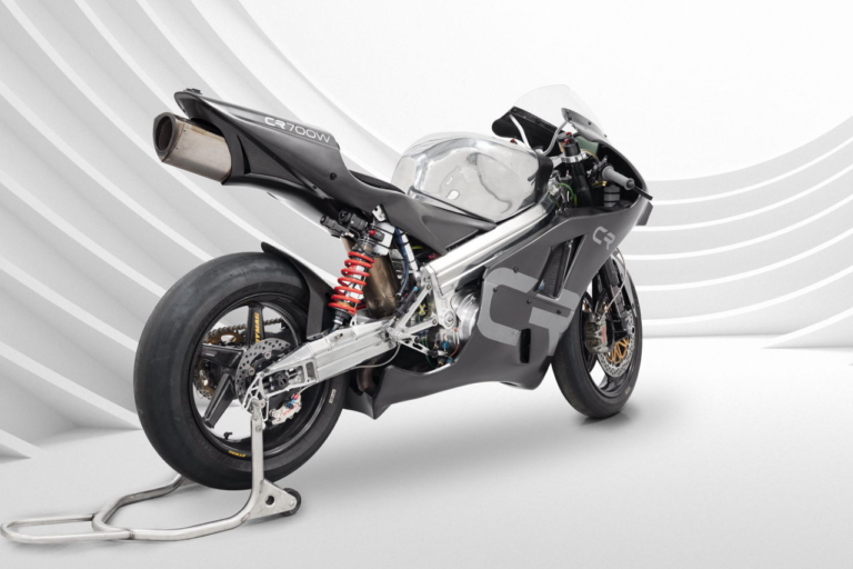 CRIGHTON CR700W|驚異のリッター323ps!! 英国生まれ、ロータリーエンジン搭載のスーパーバイク「CR700W」誕生!
