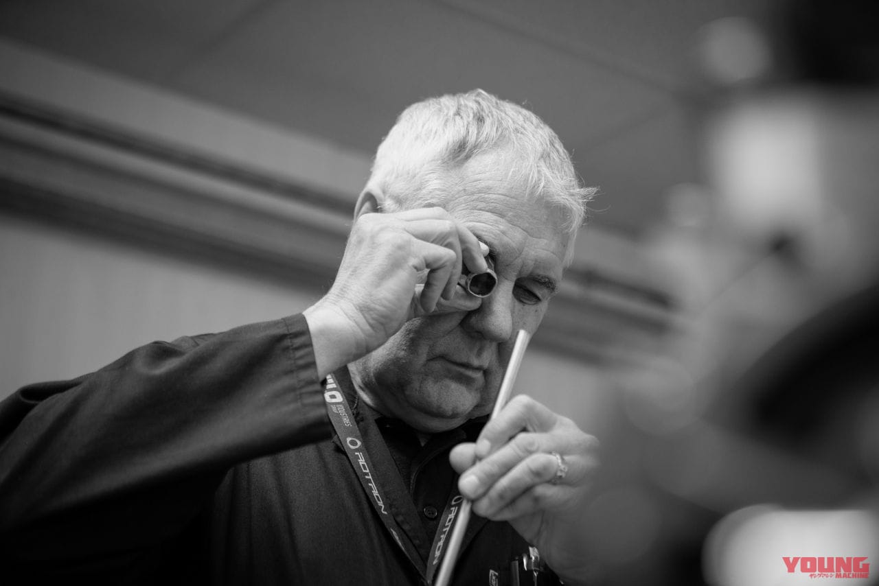 CRIGHTON CR700W|驚異のリッター323ps!! 英国生まれ、ロータリーエンジン搭載のスーパーバイク「CR700W」誕生!