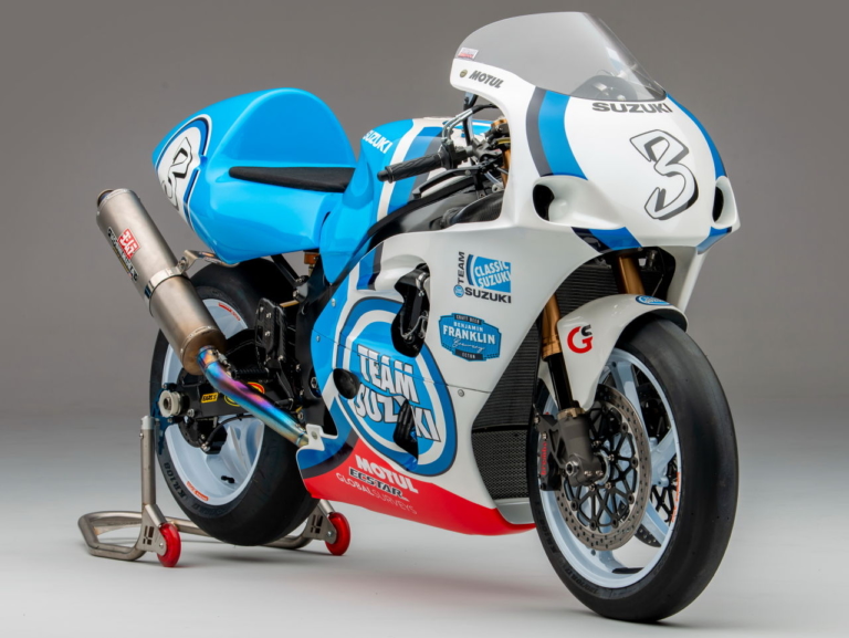 TEAM CLASSIC SUZUKI GSX-R750 SRAD RACER|チームクラシックスズキが「GSX-R750 SRAD RACER」を発表、2022年はイベントレースで走る!