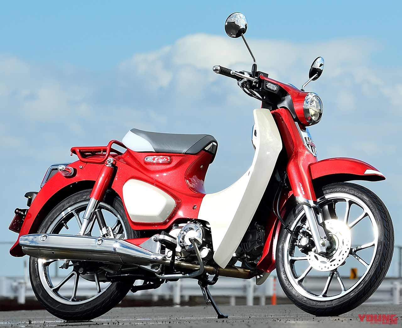 |ホンダ スーパーカブC125〈いま国内で買える新型バイクカタログ|原付二種(125-51cc)〉