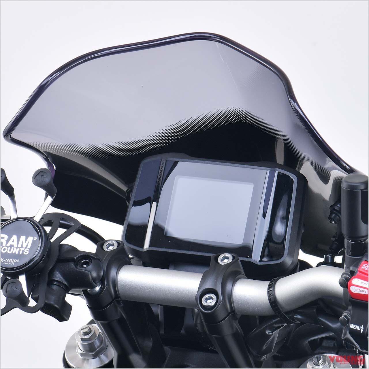 |MT-09/SPカスタム:ツーリングの快適性と運動性能を無理なく両立〈プロトカスタムダイバー〉