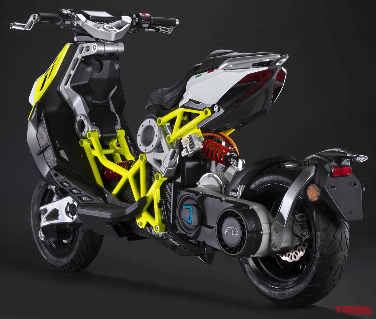 イタルジェット ドラッグスターシリーズ 新型バイクカタログ 芸術的スクーターがより過激に Webヤングマシン 新車バイクニュース イタルジェット ドラッグスターシリーズ 新型バイクカタログ 芸術的スクーターがより過激に Webヤングマシン 新車バイクニュース