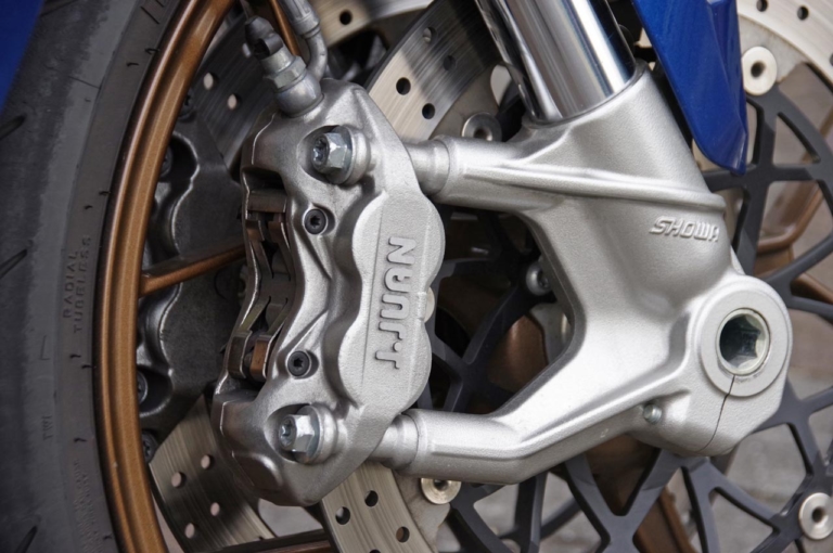 ゼロモーターサイクルズ SR/S|ブレーキ|驚異の加速! 電動ツアラー・ゼロモーターサイクルズ「SR/S」試乗インプレッション