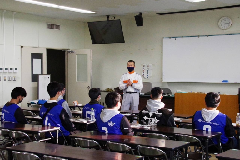 高校生の自動二輪車等の交通安全講習|埼玉県|三ない運動問題・埼玉県の取り組み:高校生向け追加講習会を実施【参加率の向上も課題】