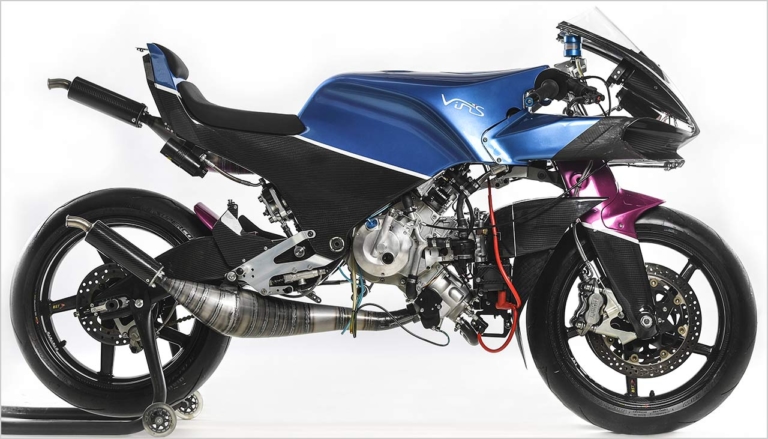 ヴィンスモーターズ ドゥエチンクワンタストラーダ|2スト250マシンが最新技術で復活!! 試乗インプレ〈ヴィンスモータース ドゥエチンクワンタストラーダ|後編〉