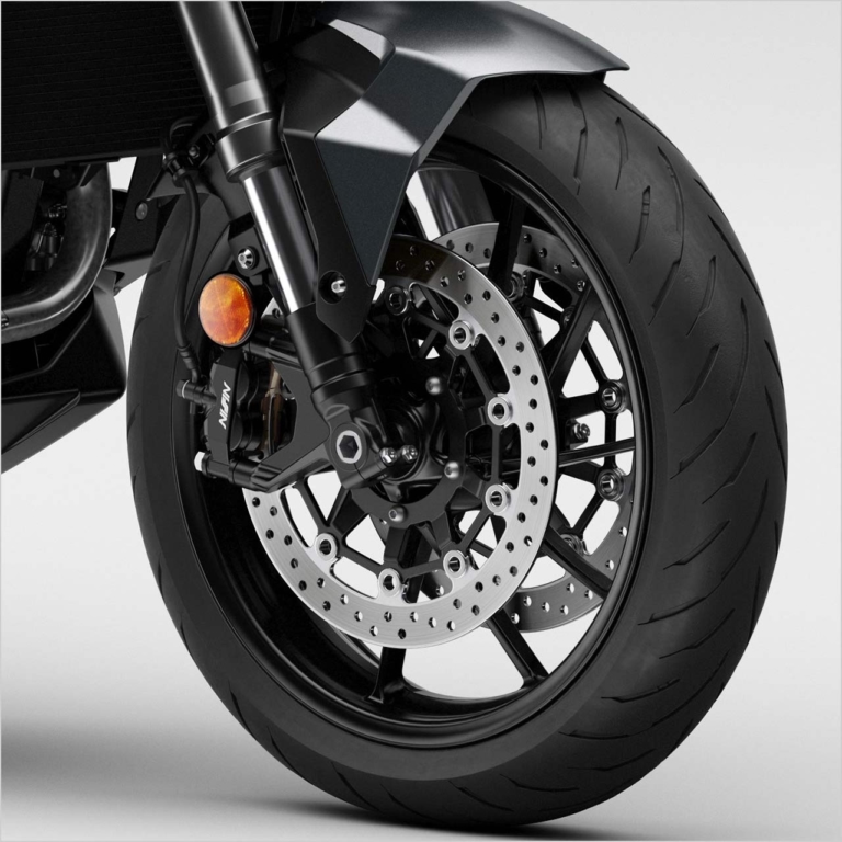 HONDA NT1100|もうすぐ登場? 復活を遂げる「ホーク」はまさかのカフェレーサーか?!〈YM未来予想〉