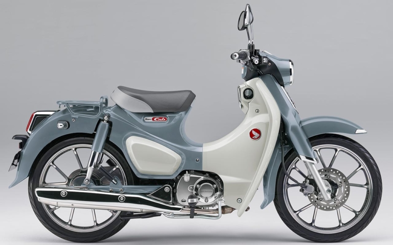 ホンダ スーパーカブC125|デビュー目前! ホンダST125ダックス最終予想【ローフェンダーでカラーは2色か?!】