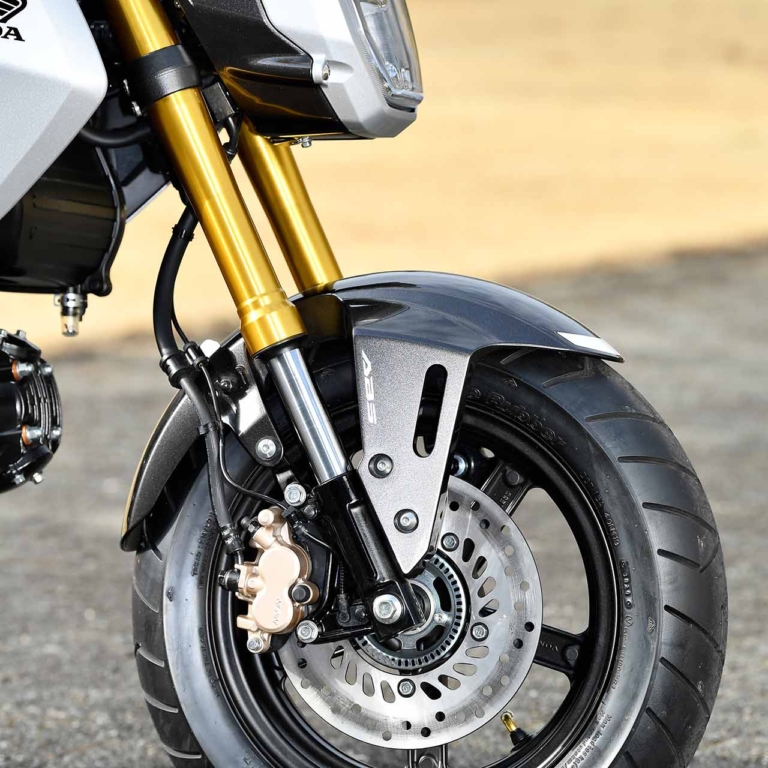 ホンダ グロム|デビュー目前! ホンダST125ダックス最終予想【ローフェンダーでカラーは2色か?!】