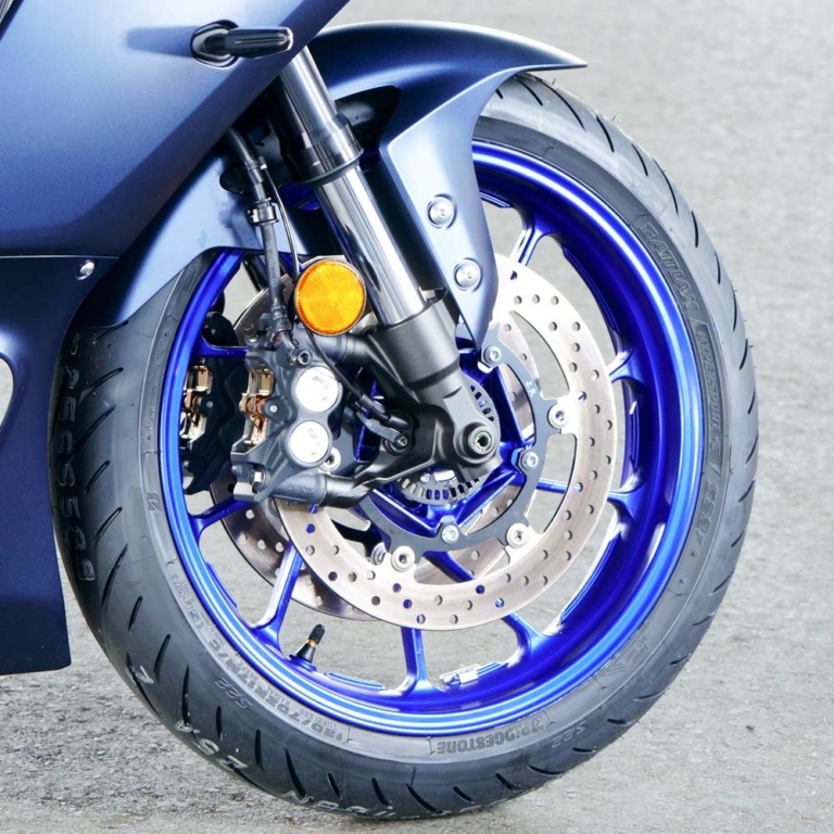 ヤマハ YZF-R7|新型ヤマハYZF-R7 vsライバル徹底比較#1 スタイリング/エンジン&シャーシ編〈RS660/CBR650R/ニンジャ650〉