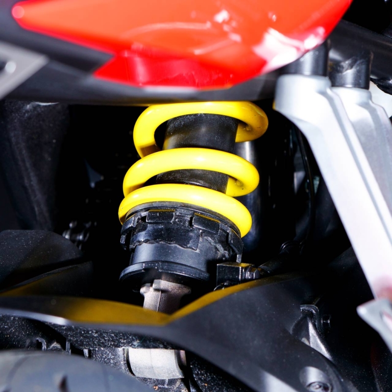 ホンダ CBR650R|新型ヤマハYZF-R7 vsライバル徹底比較#1 スタイリング/エンジン&シャーシ編〈RS660/CBR650R/ニンジャ650〉