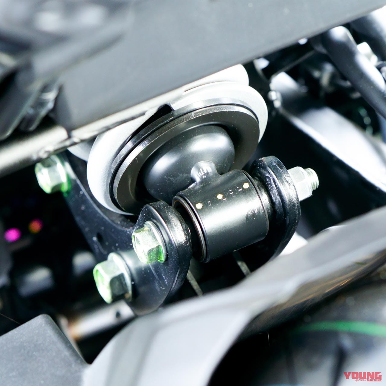 カワサキ ニンジャ650|新型ヤマハYZF-R7 vsライバル徹底比較#1 スタイリング/エンジン&シャーシ編〈RS660/CBR650R/ニンジャ650〉