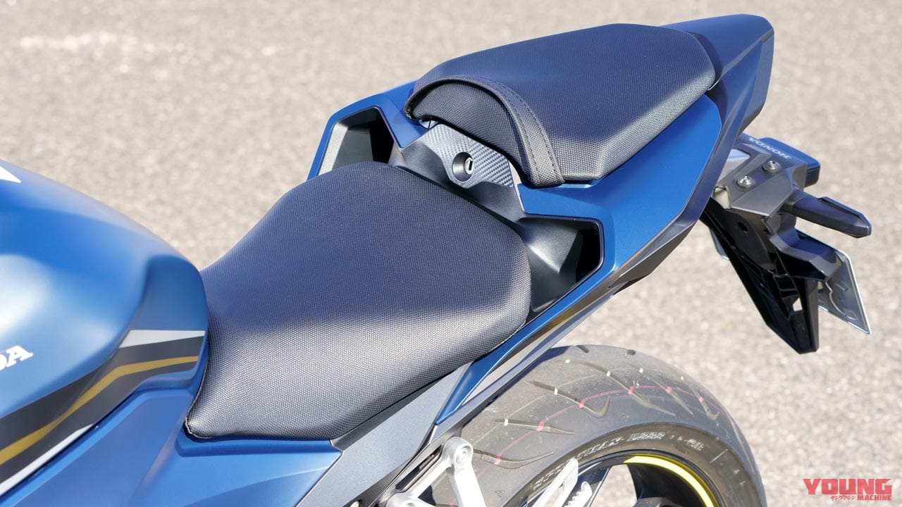 |ホンダCBR400R〈いま国内で買える新型バイクカタログ|小型二輪(400-251cc)〉