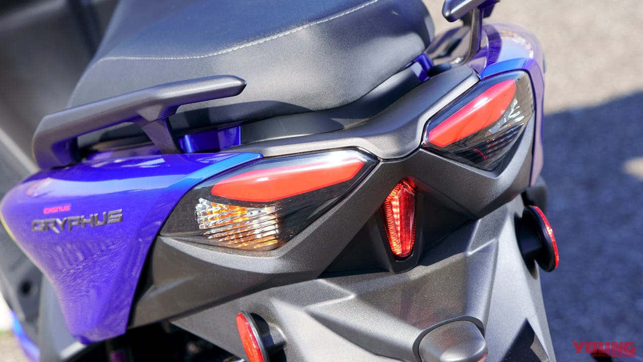 |ヤマハ シグナスグリファス試乗インプレッション【力強さと上質さが同居。時代に合わせて正常進化】