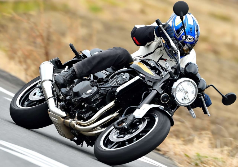 カワサキ Z900RS|待ちくたびれたぜイエローボール!! カワサキZ900RS SE試乗インプレッション【STDと乗り比べて実力解明】