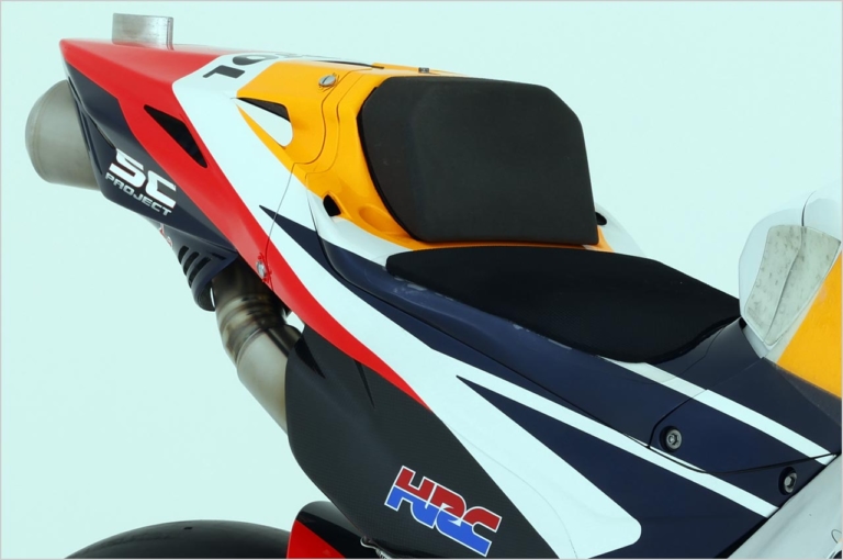 モトGP|ホンダ|テールカウル|箱の中身は何だろな? モトGPマシン、肥大化するテールカウルの謎に迫る