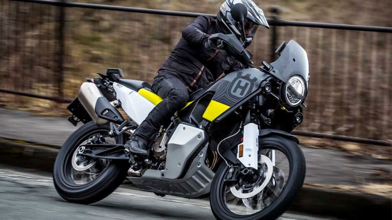 ハスクバーナ ノーデン901 【北欧デザインの俊敏アドベンチャー】試乗インプレッション