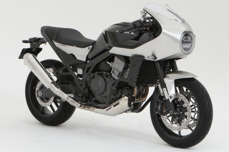 HONDA HAWK 11 Customized|【速報】ホンダ新型「クロスカブ110」、銀の「ホーク11」登場 in 大阪モーターサイクルショー