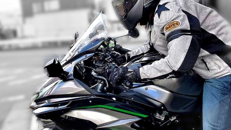 ケイズスタイルからカワサキ「ニンジャH2SX/SX SE/+」用カーボンパーツが続々登場!