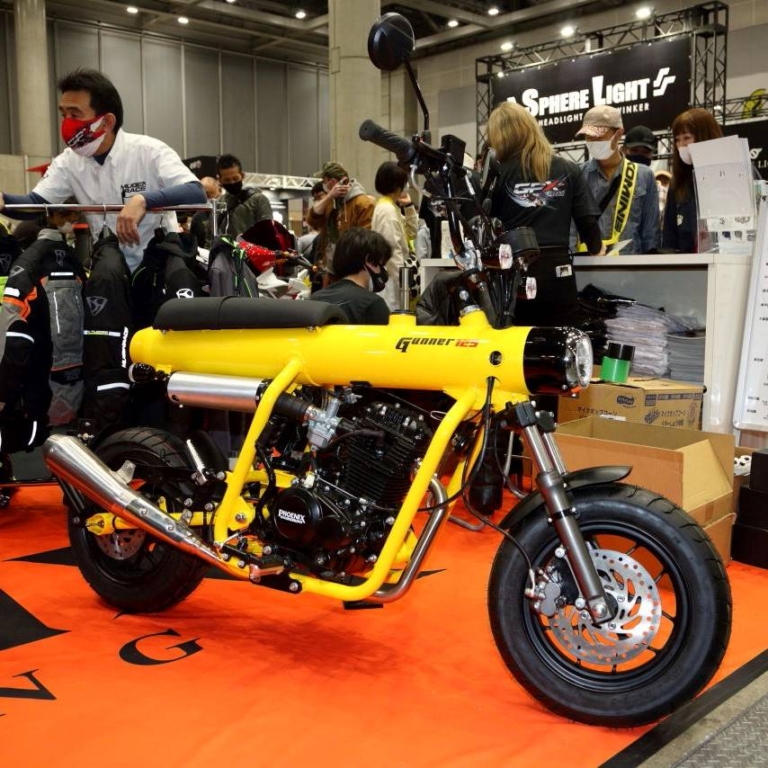 フェニックス ガンナー 125|ダックス125のライバルは大砲野郎?! フェニックス「ガンナー」シリーズ最高峰、125が初見参【東京MCショー】