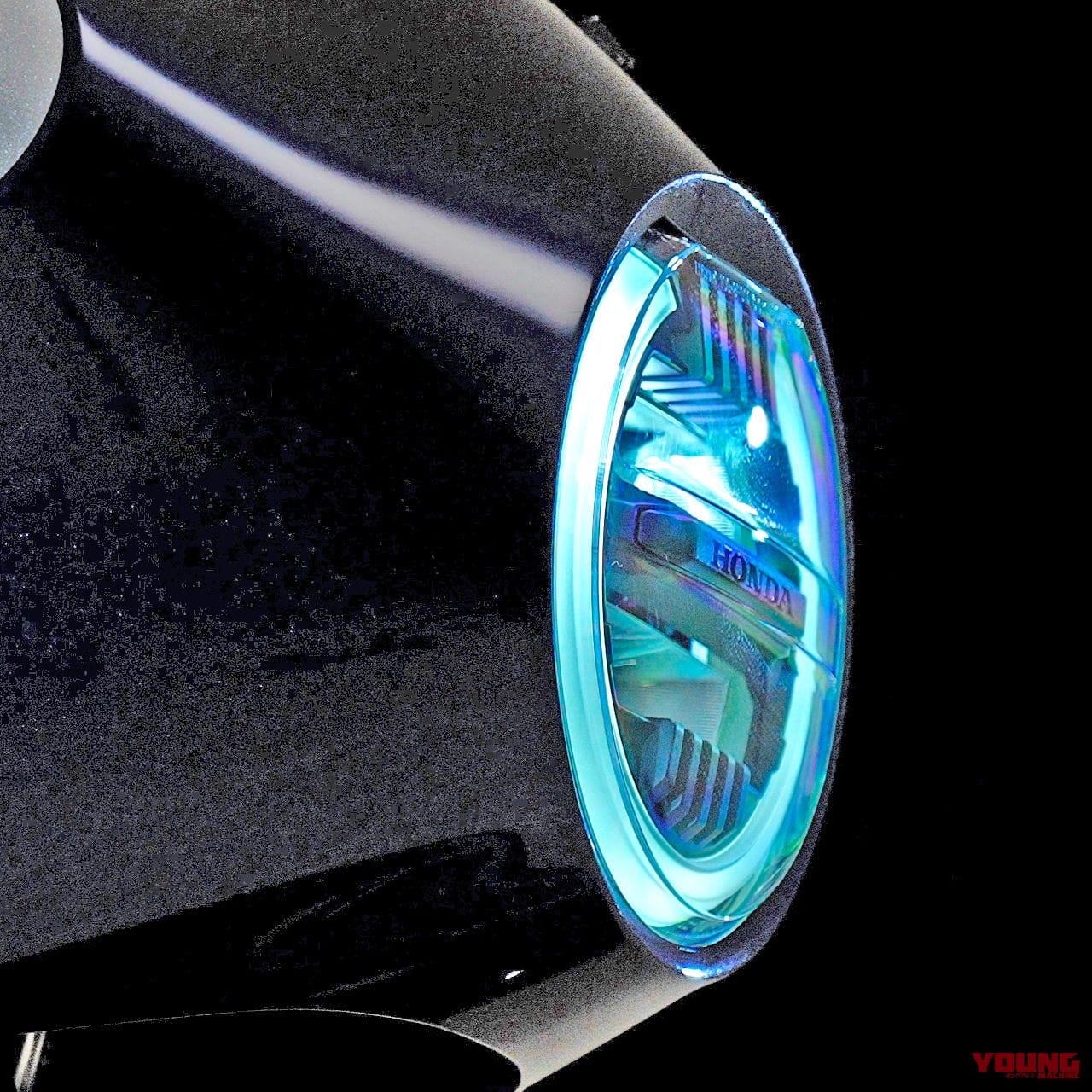 |超速で答え合わせ!! ホンダ「ホーク イレブン(HAWK 11)」は本当にアフリカツインの兄弟だった!