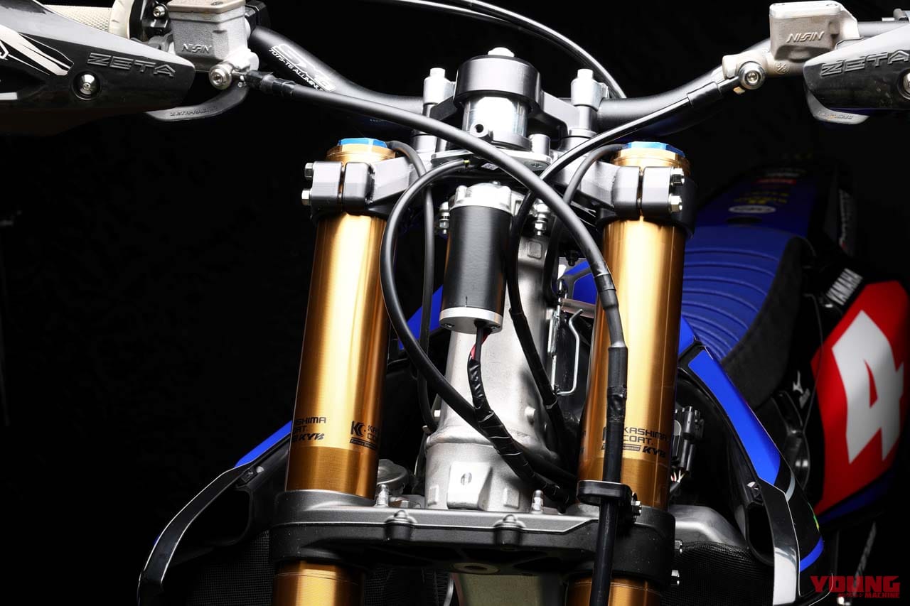 |バイクにパワステ時代到来?! 電子制御ステダンを超える“ステアリングサポートシステム”、ヤマハから