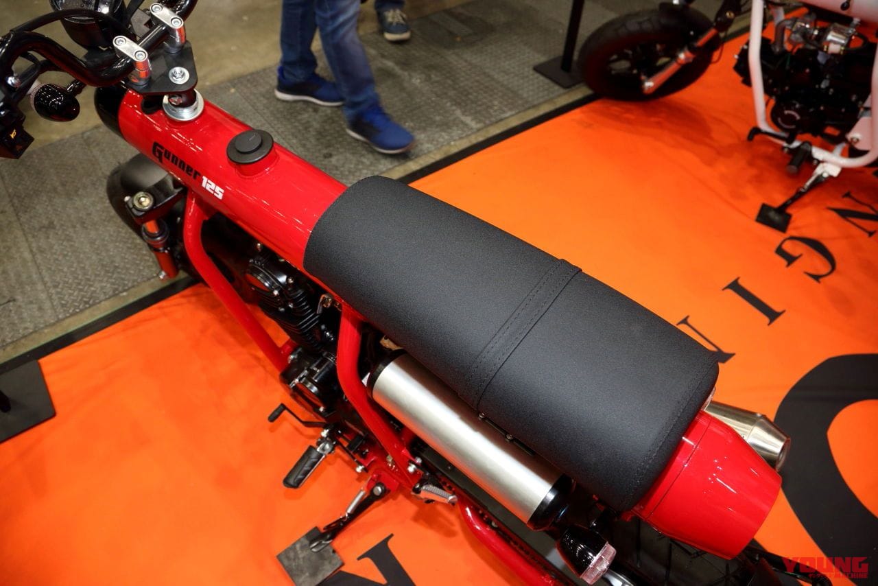 |ダックス125のライバルは大砲野郎?! フェニックス「ガンナー」シリーズ最高峰、125が初見参【東京MCショー】