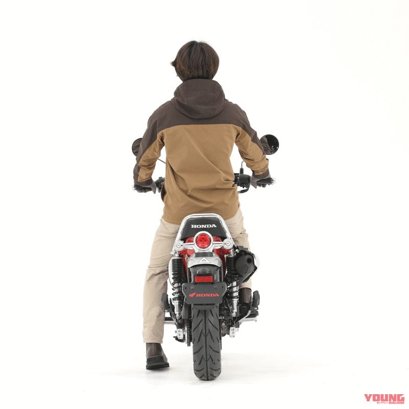 |ホンダ「ダックス125」足つきチェック&カスタム車も世界初公開! グレーもあった!!