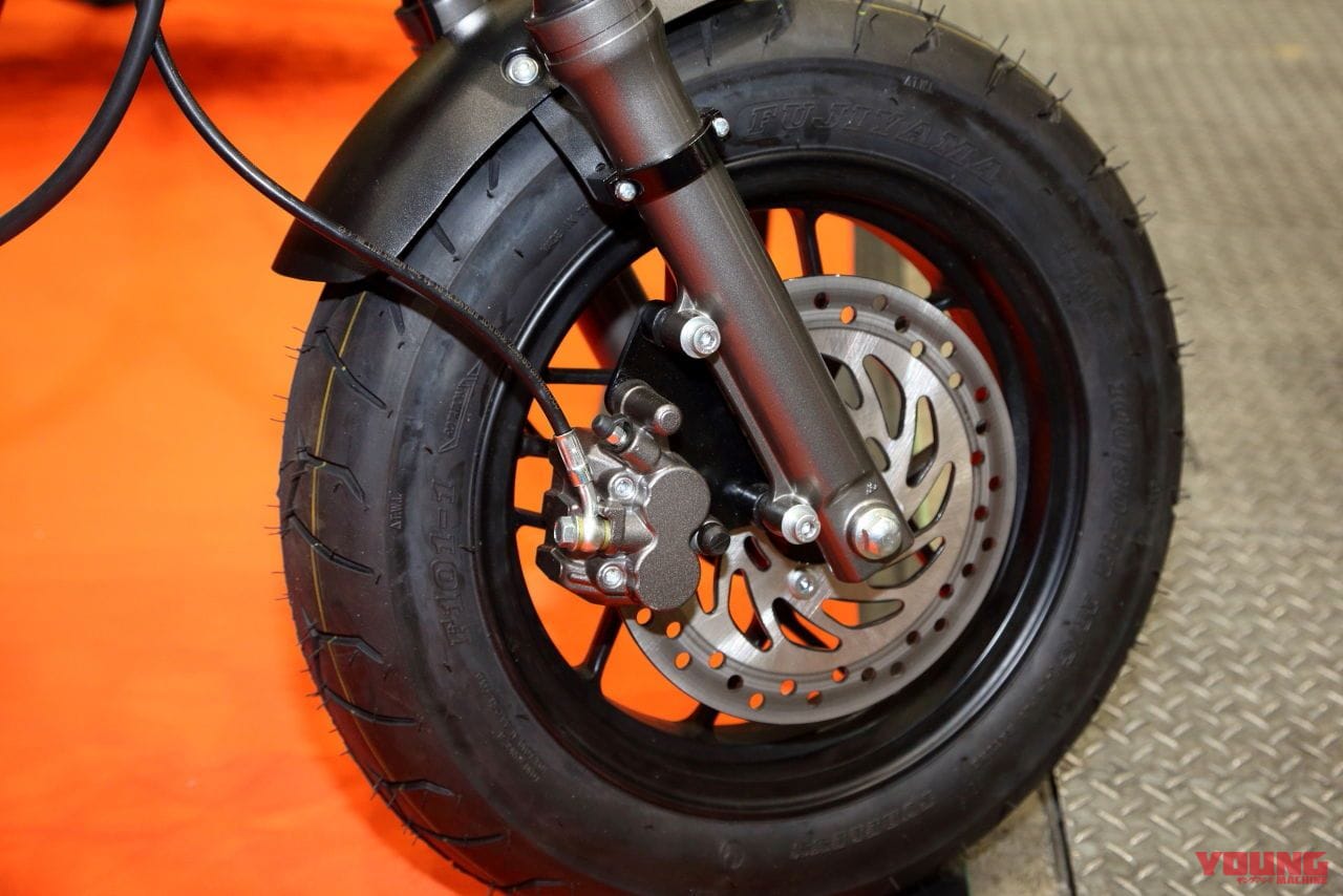 |ダックス125のライバルは大砲野郎?! フェニックス「ガンナー」シリーズ最高峰、125が初見参【東京MCショー】