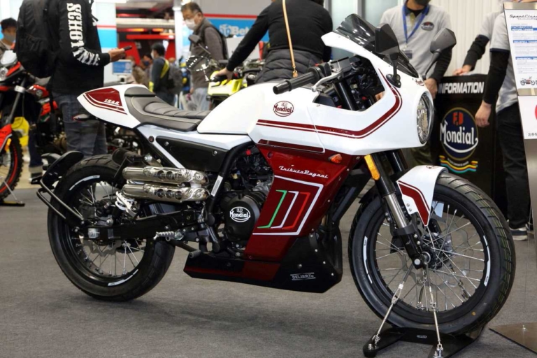 モンディアル スポーツクラシック パガーニ 300|かっこよ! 超クール原付二種『モンディアル』125軍団参上、日本限定の250もあるぞ【東京MCショー】