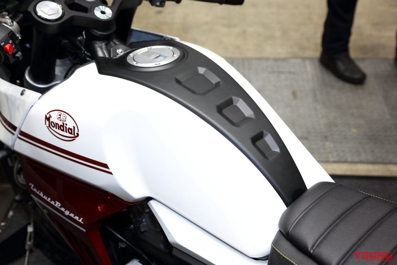 |かっこよ! 超クール原付二種『モンディアル』125軍団参上、日本限定の250もあるぞ【東京MCショー】