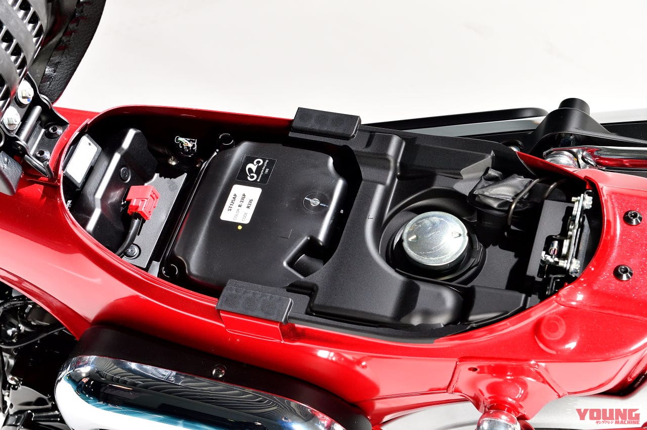 |【発売決定】ホンダ新型車「ダックス125」は44万円! AT限定免許で運転OK