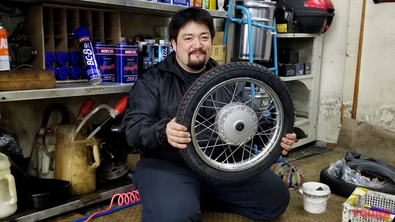 |【動画で解説】バイク屋さんにタイヤ交換を教えてもらったら、簡単すぎて感動モノだった