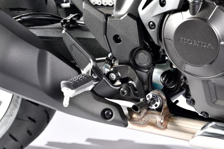 ホンダ|ホーク11|ホンダ「ホーク11」は130~140万円で今秋発売?! 世界初公開のディテールも全部撮った!