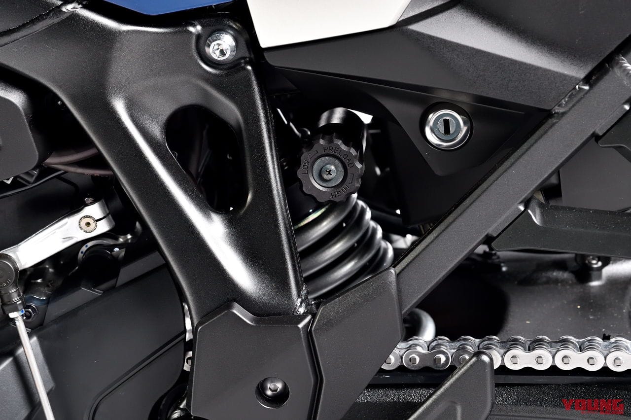 ホンダ|ホーク11|ホンダ「ホーク11」は130~140万円で今秋発売?! 世界初公開のディテールも全部撮った!