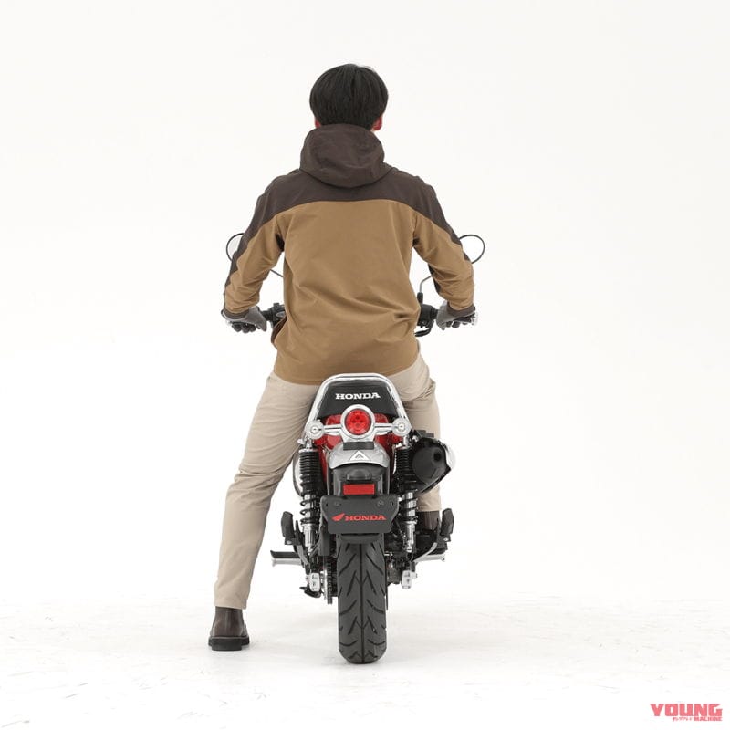 |ホンダ「ダックス125」足つきチェック&カスタム車も世界初公開! グレーもあった!!