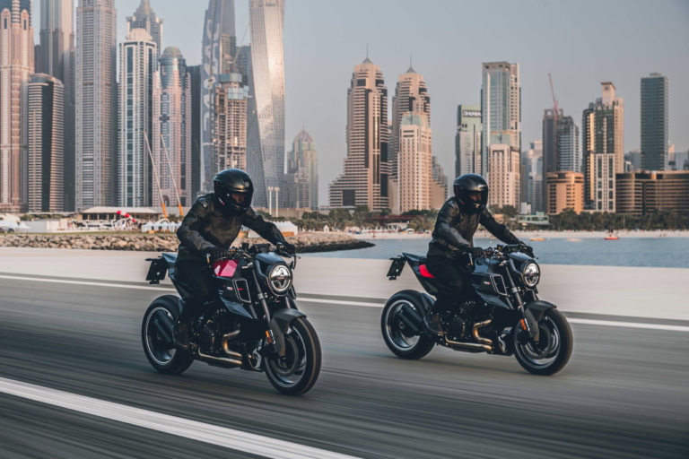独チューニングメーカー「ブラバス」がバイクに進出！ KTMとコラボして「BRABUS 1300R」を発表