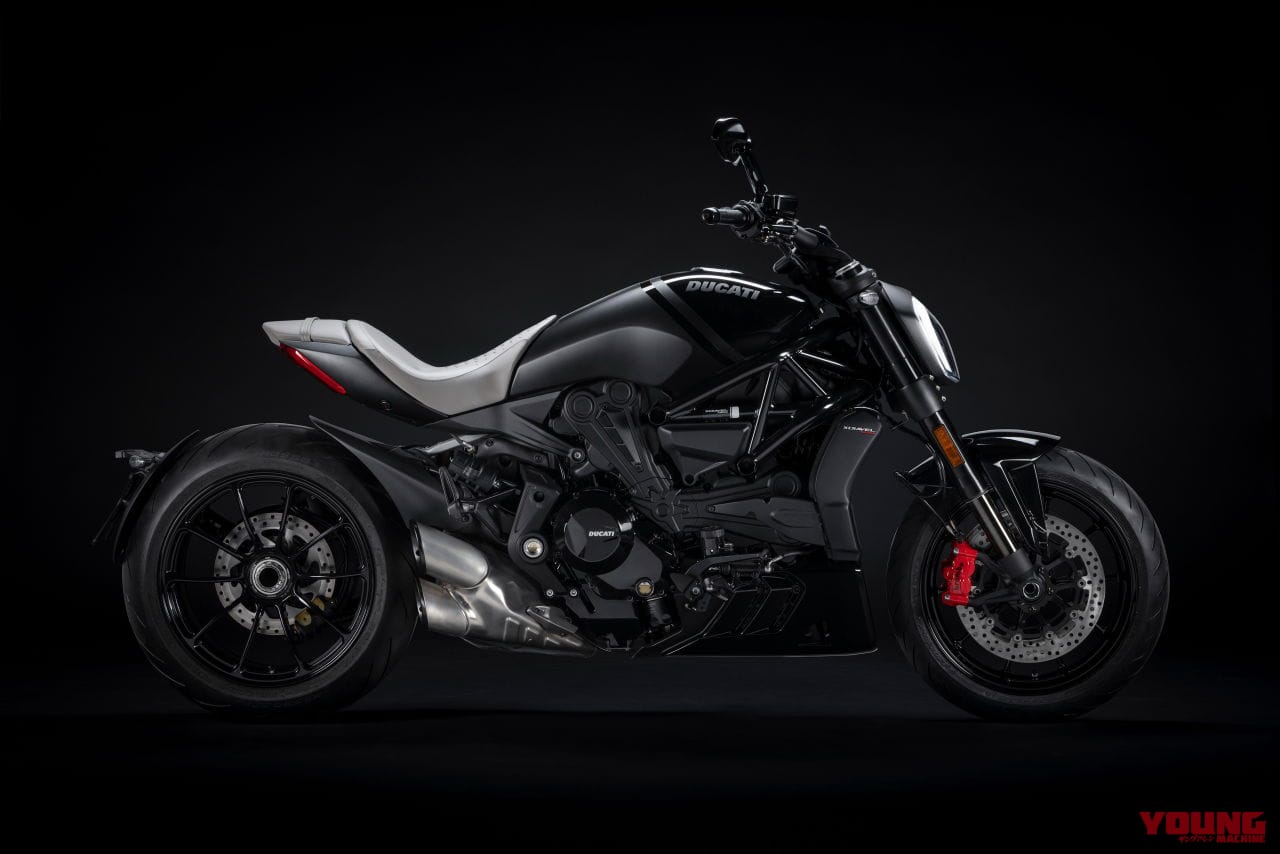 |黒いボディ×5色シートが鮮烈! ドゥカティが限定車「Xディアベル ネラ(XDiavel Nera)」を発表