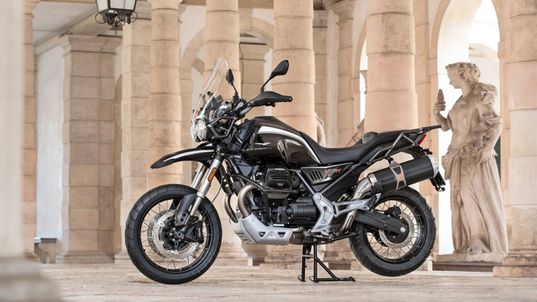 イタリアの美しい街並みにふさわしい風格！ モト・グッツィ「V85TTグアルディア ドノーレ」発売