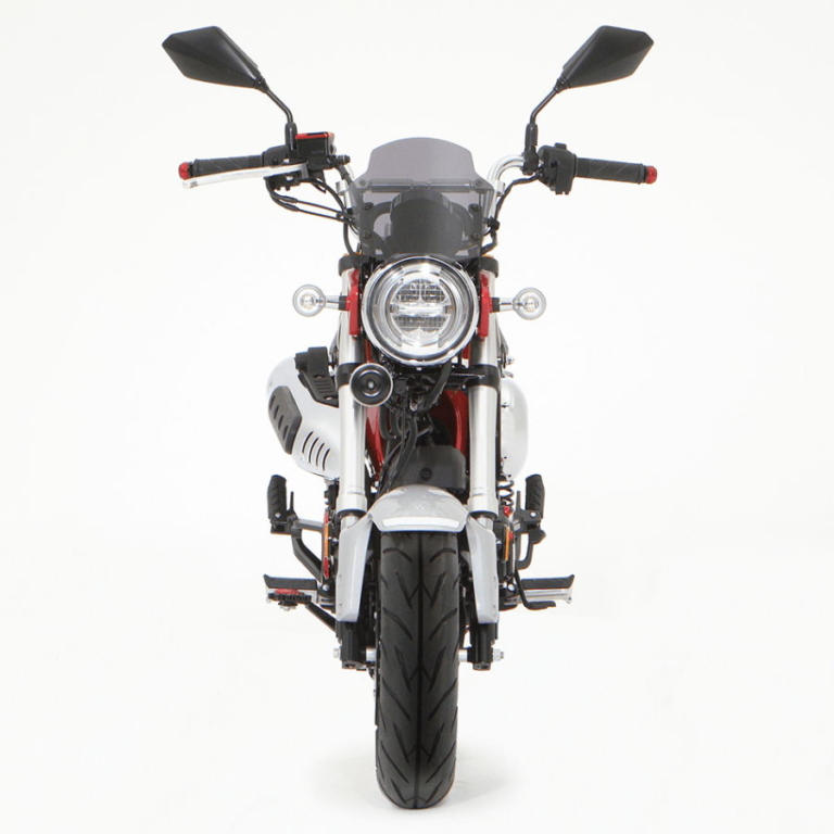 ダックス125|カスタマイズ車|ホンダ「ダックス125」足つきチェック&カスタム車も世界初公開! グレーもあった!!