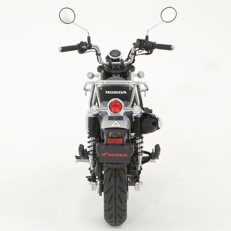 ダックス125|カスタマイズ車|ホンダ「ダックス125」足つきチェック&カスタム車も世界初公開! グレーもあった!!