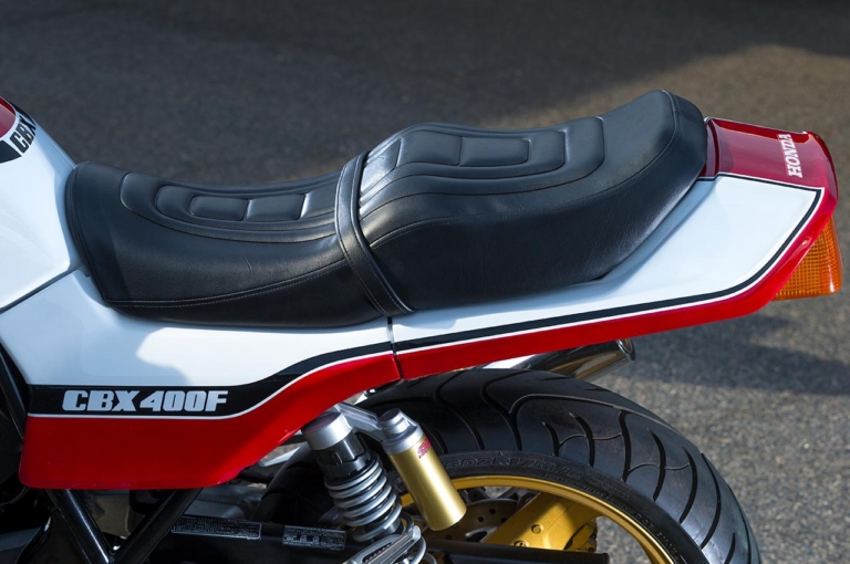 ドレミコレクションCB400タイプX|CBX外装キット、実車先行公開! CB400SF全年式対応”CB400タイプX”〈ドレミコレクション〉